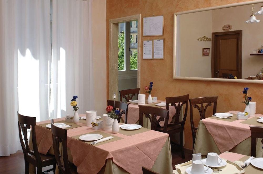 Relais Dante E Beatrice Bed & Breakfast Firenze Bagian luar foto