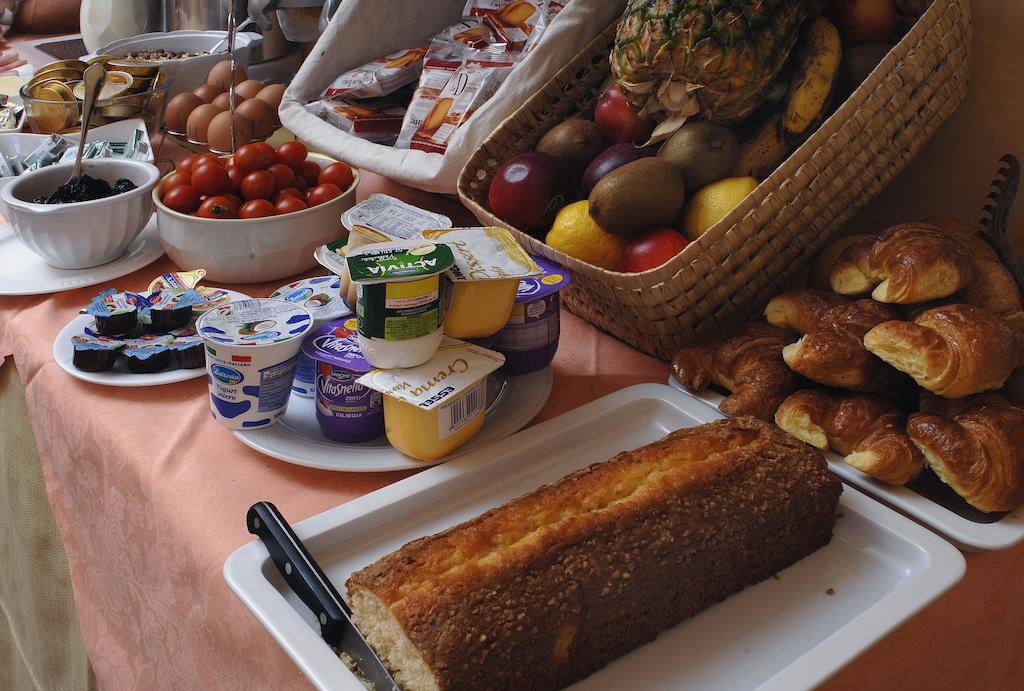Relais Dante E Beatrice Bed & Breakfast Firenze Bagian luar foto